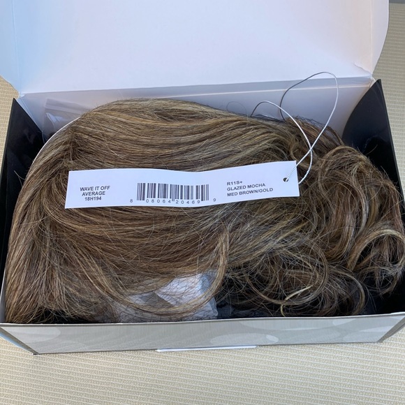 Wave It Off Wig by Hairdo Hairuwear) in Glazed Mocha - Picture 5 of 7